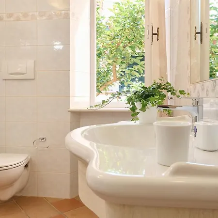 Konukevi La Casa Di Lisa *